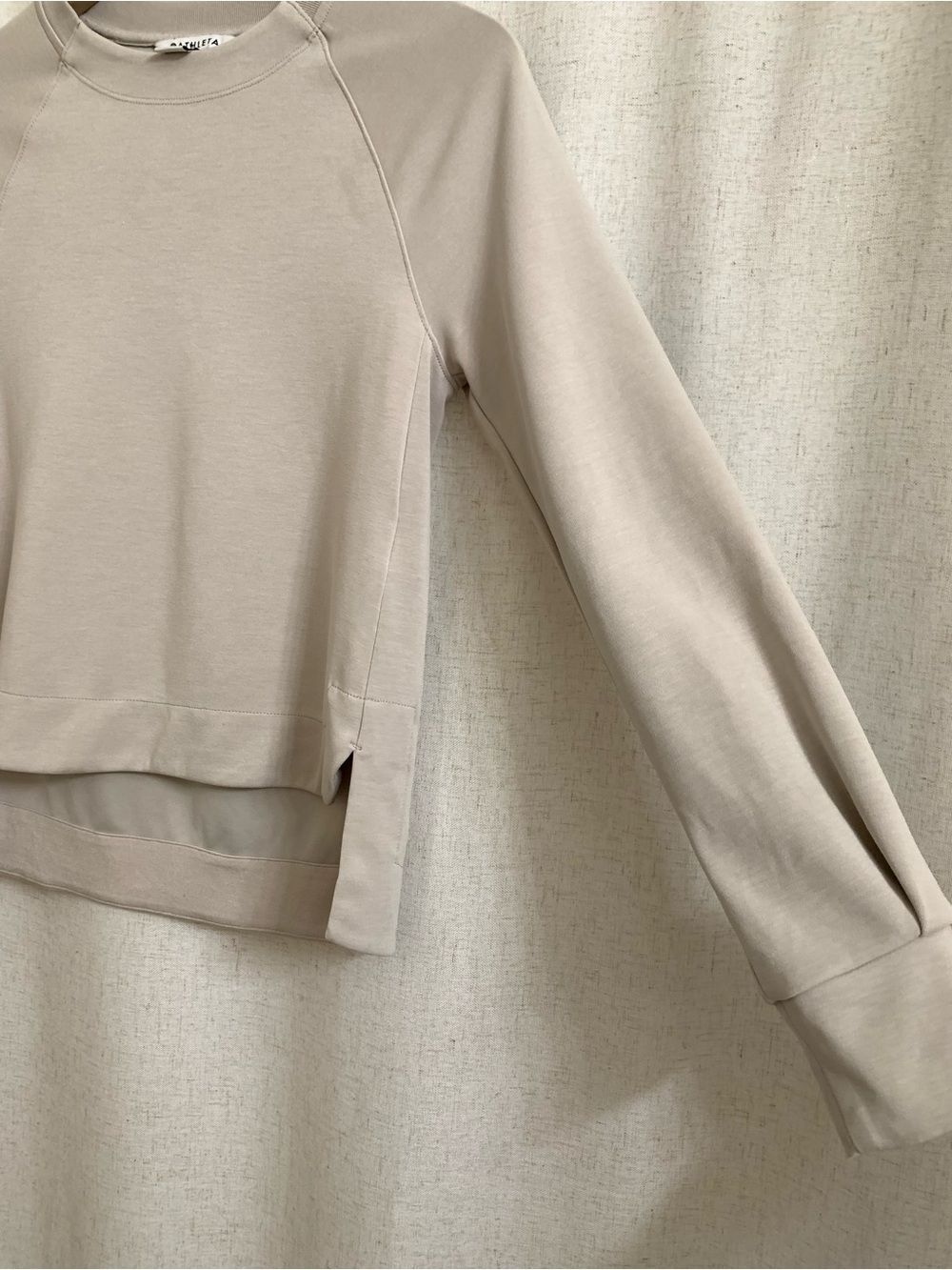 Athleta Seasoft Light Cream Taupe Raglan Crewneck Sweatshirt Peachfuzz XXS - Picture 3 of 10